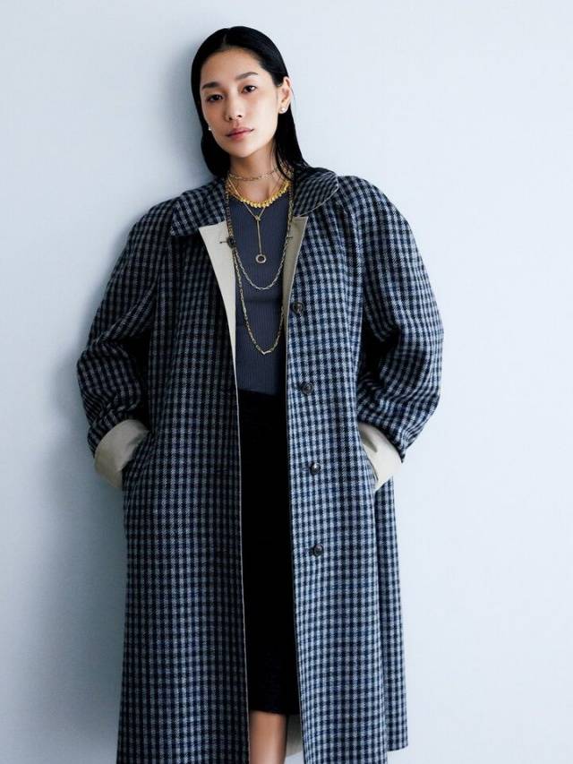 要学会用珠宝50+女性尤其不可忽略AG真人中国灰色穿搭的高级感秘诀：(图8)