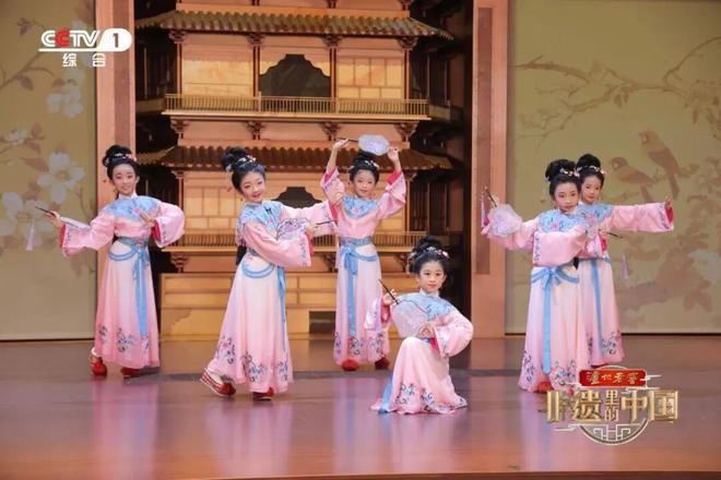 闽南风情！《非遗里的中国》走进福建厦门AG真人娱乐山海同庆 福见金秋 探寻(图11)